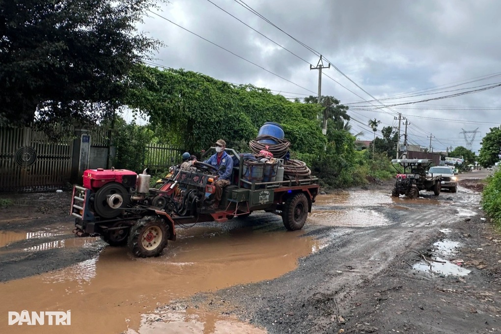 Người dân tháo dỡ nhà tầng, bàn giao mặt bằng cho dự án hơn 1.800 tỷ đồng - 3 Người dân tháo dỡ nhà tầng, bàn giao mặt bằng cho dự án hơn 1.800 tỷ đồng - 3