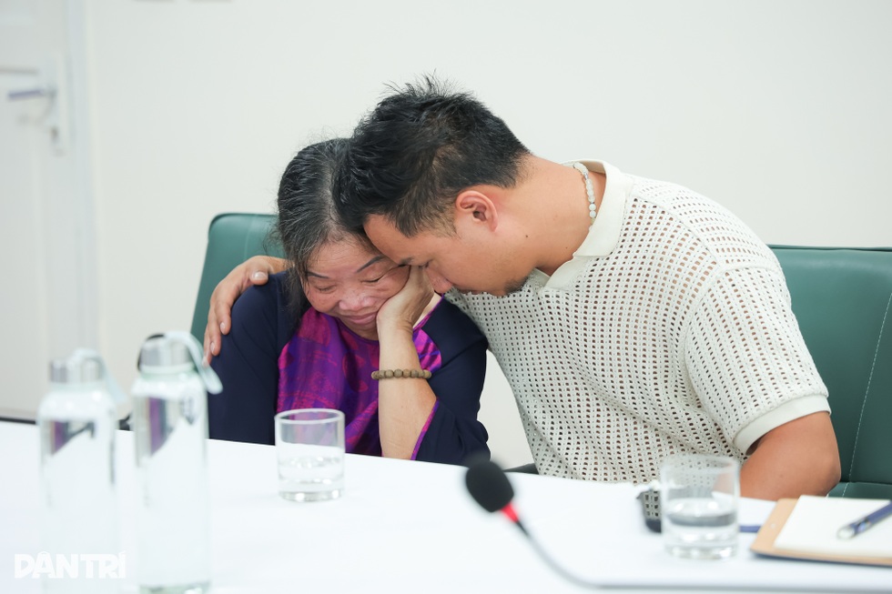 Đạo diễn Pháp: Dân trí biến giấc mơ tìm mẹ Việt của tôi thành sự thật - 4