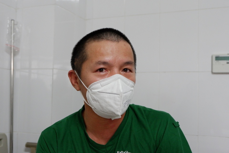 Rưng rưng cảm xúc ngày ra viện của gần 200 công dân về từ Ghi-nê Xích Đạo - 4 Rưng rưng cảm xúc ngày ra viện của gần 200 công dân về từ Ghi-nê Xích Đạo - 4