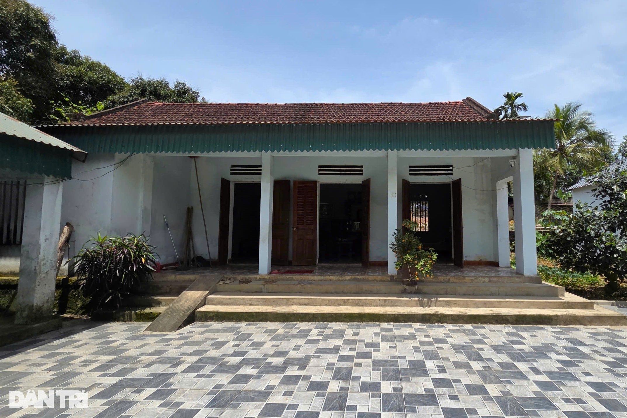 Người mẹ 104 tuổi và hai mảnh ký ức dưới một mái nhà - 1 Người mẹ 104 tuổi và hai mảnh ký ức dưới một mái nhà - 1