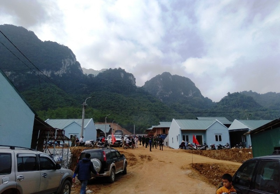Bản làng vùng biên từng bị lũ cuốn trôi đã có khu tái định cư đẹp như tranh - 2 Bản làng vùng biên từng bị lũ cuốn trôi đã có khu tái định cư đẹp như tranh - 2