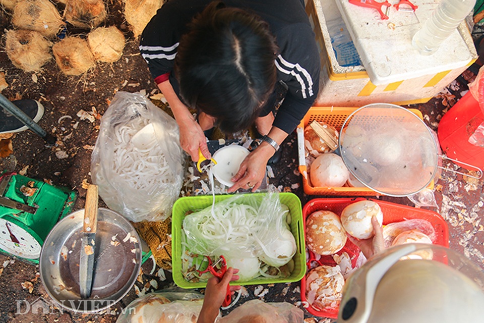 Buôn cùi dừa làm mứt Tết kiếm hàng chục triệu đồng mỗi ngày - 5 Buôn cùi dừa làm mứt Tết kiếm hàng chục triệu đồng mỗi ngày - 5