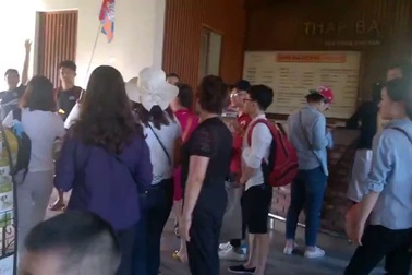 Khách Trung Quốc ồ ạt đến Nha Trang