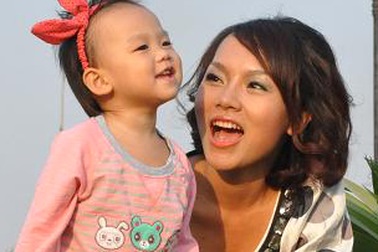 Thái Thuỳ Linh: Không hối hận khi chia tay bố của con gái