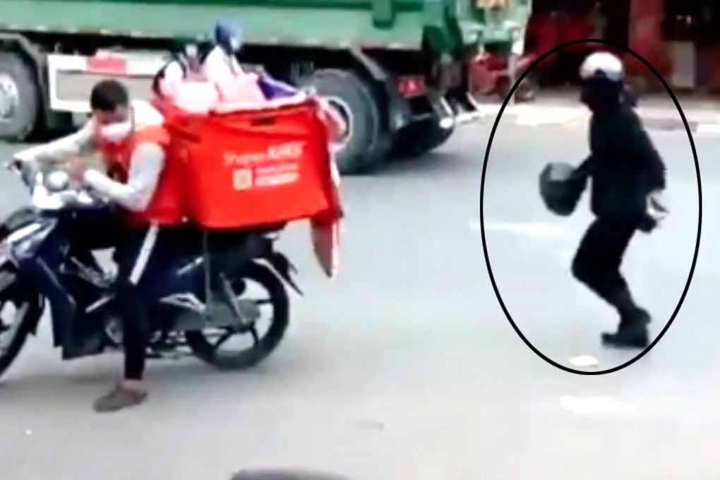 Cướp ngân hàng táo tợn ở Đồng Nai - 1 Cướp ngân hàng táo tợn ở Đồng Nai - 1