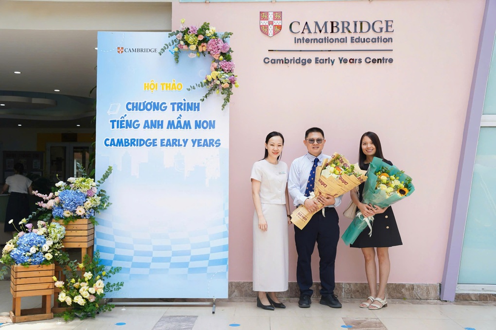 Flying Fingers School trở thành thành viên của Cambridge - 1 Flying Fingers School trở thành thành viên của Cambridge - 1