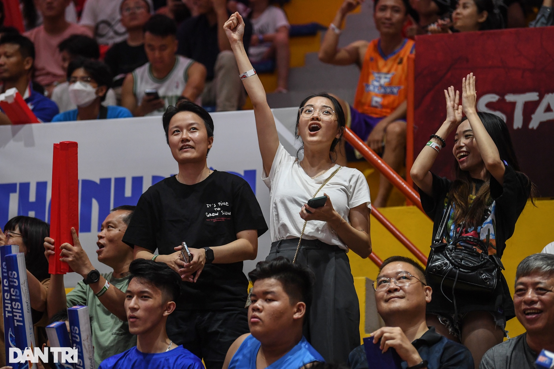 Những bóng hồng thổi bùng sức nóng trận derby Thủ đô - 10 Những bóng hồng thổi bùng sức nóng trận derby Thủ đô - 10