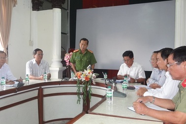 Nghi phạm tự sát trong trại tạm giam bằng dao rọc giấy