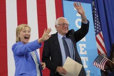 Thượng nghị sĩ Sanders chính thức tuyên bố ủng hộ bà Clinton tranh cử tổng thống