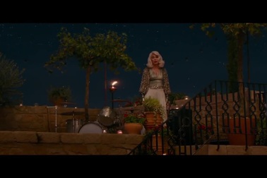 Cher hát lại bản hit Fernando