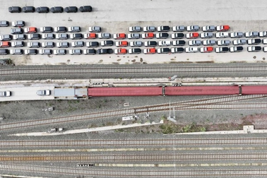 Châu Âu áp lệnh trừng phạt các công ty Trung Quốc