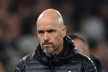 Man Utd thua Crystal Palace 0-4, HLV Ten Hag hy vọng không bị sa thải