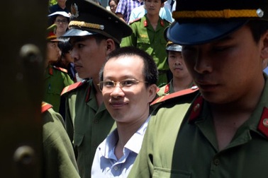 Vẻ bình thản của các bị cáo trong “đại án” gây thiệt hại hơn 9.000 tỷ đồng