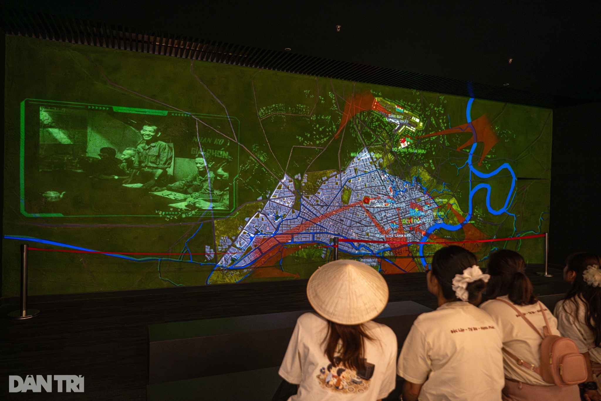 View - Chiêm ngưỡng những kỷ vật hào hùng gắn với ngày 30/4 lịch sử | Báo Dân trí