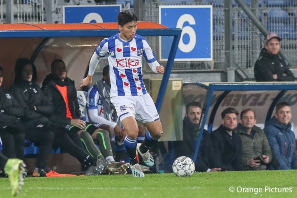 HLV Heerenveen: “Văn Hậu đã cải thiện vấn đề ngôn ngữ ở Hà Lan” - 1 HLV Heerenveen: “Văn Hậu đã cải thiện vấn đề ngôn ngữ ở Hà Lan” - 1