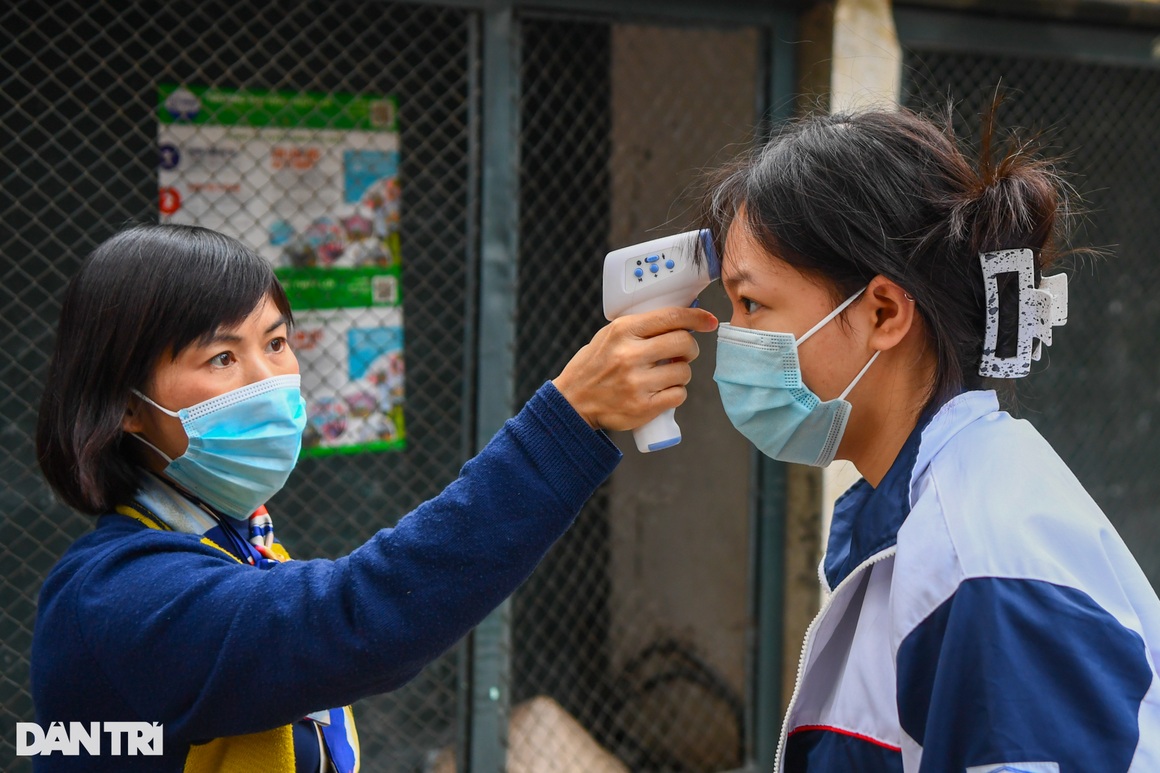 Hà Nội tiêm vaccine Covid-19 cho trẻ từ 15-17 tuổi, ưu tiên học sinh lớp 12 - 3 Hà Nội tiêm vaccine Covid-19 cho trẻ từ 15-17 tuổi, ưu tiên học sinh lớp 12 - 3