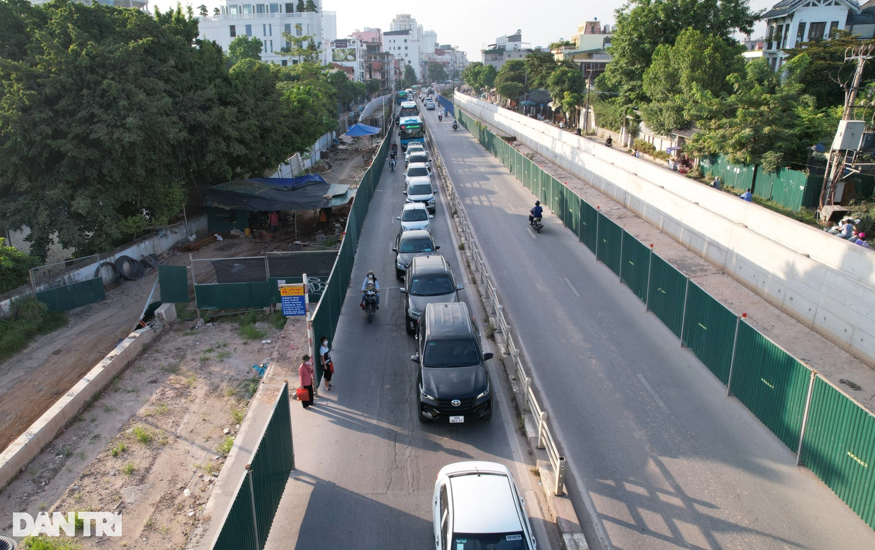 Tai nạn chết người trên con đường quây tôn suốt nhiều năm - 1