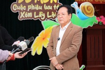 NSND Vương Duy Biên làm giám khảo cuộc thi "Sáng tác cùng Dế"