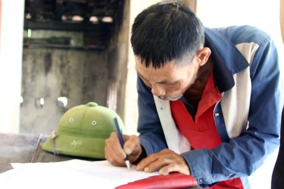 Hơn 300 cảnh sát truy lùng đối tượng nghi sát hại mẹ vợ rồi trốn vào rừng - 2 Hơn 300 cảnh sát truy lùng đối tượng nghi sát hại mẹ vợ rồi trốn vào rừng - 2