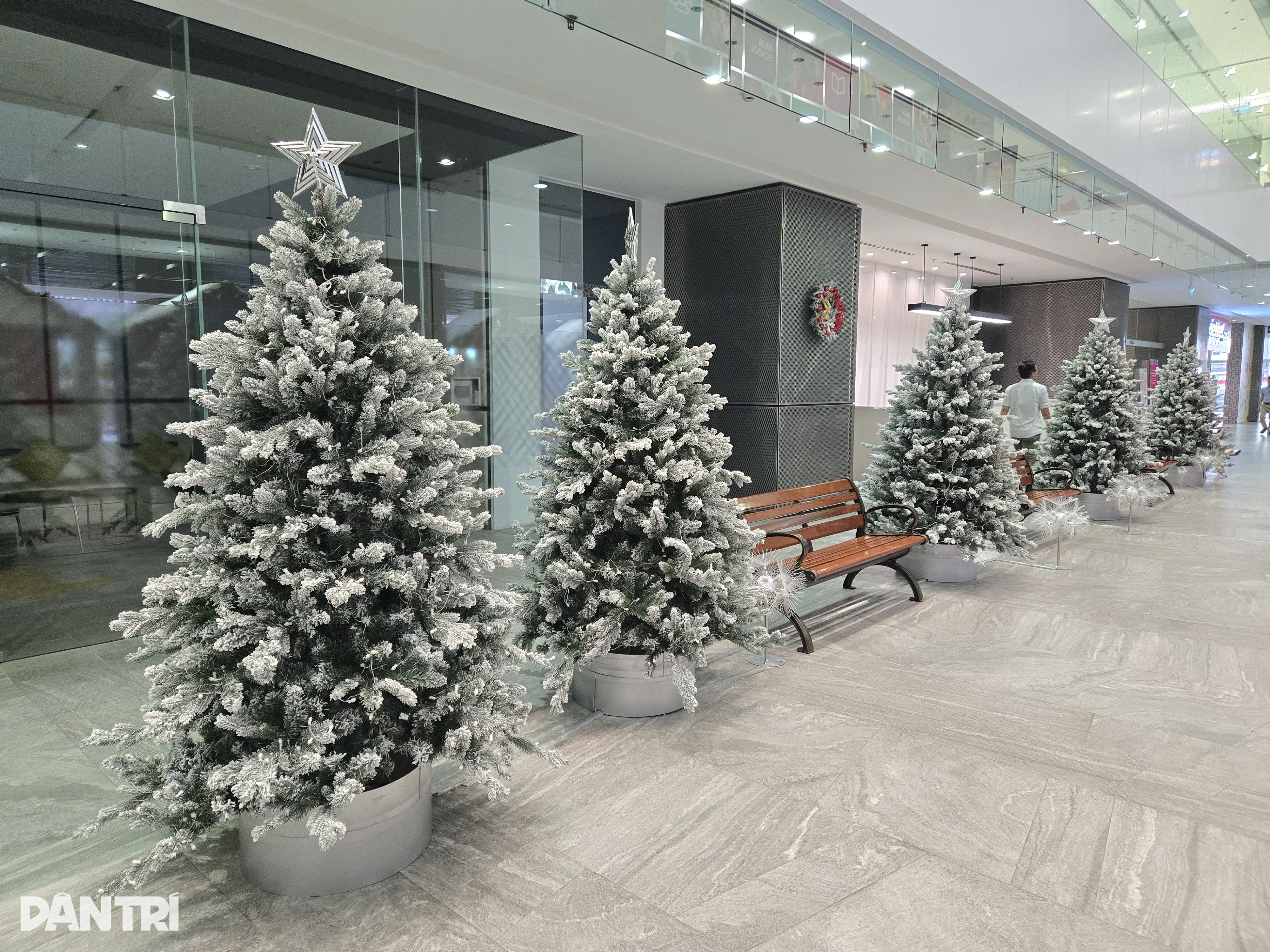 View - Đánh giá Samsung Galaxy Z Fold6 sau gần nửa năm ra mắt | Báo Dân trí