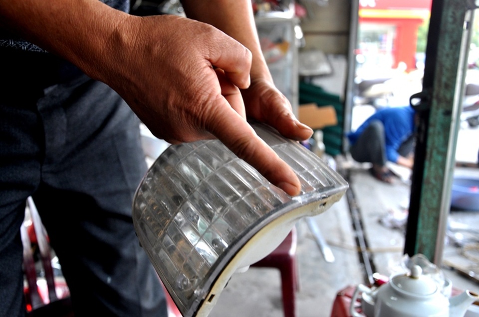 Cuối năm nghe thợ bám víu tai nạn giao thông kể chuyện nghề - 3 Cuối năm nghe thợ bám víu tai nạn giao thông kể chuyện nghề - 3