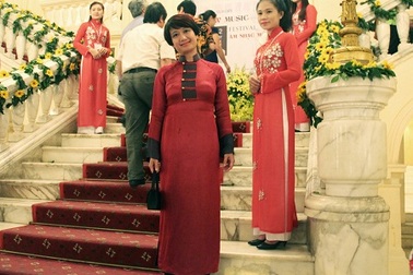 Nhạc sĩ Đặng Hồng Anh: Xa quê hương vẫn nặng lòng với giai điệu dân ca