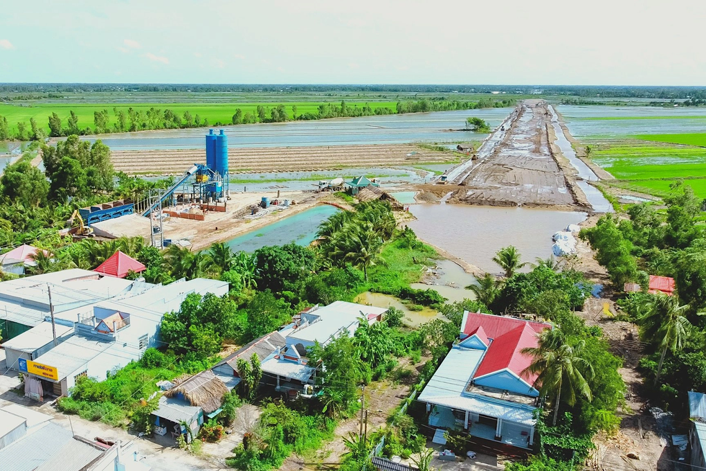 Vĩnh Long khẩn trương bố trí nguồn cát cho cao tốc Cần Thơ - Cà Mau - 2 Vĩnh Long khẩn trương bố trí nguồn cát cho cao tốc Cần Thơ - Cà Mau - 2