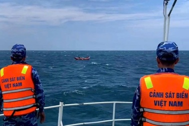 Vụ chìm tàu chở hàng nghìn tấn ở Hà Tĩnh: Tất cả 11 người được cứu sống