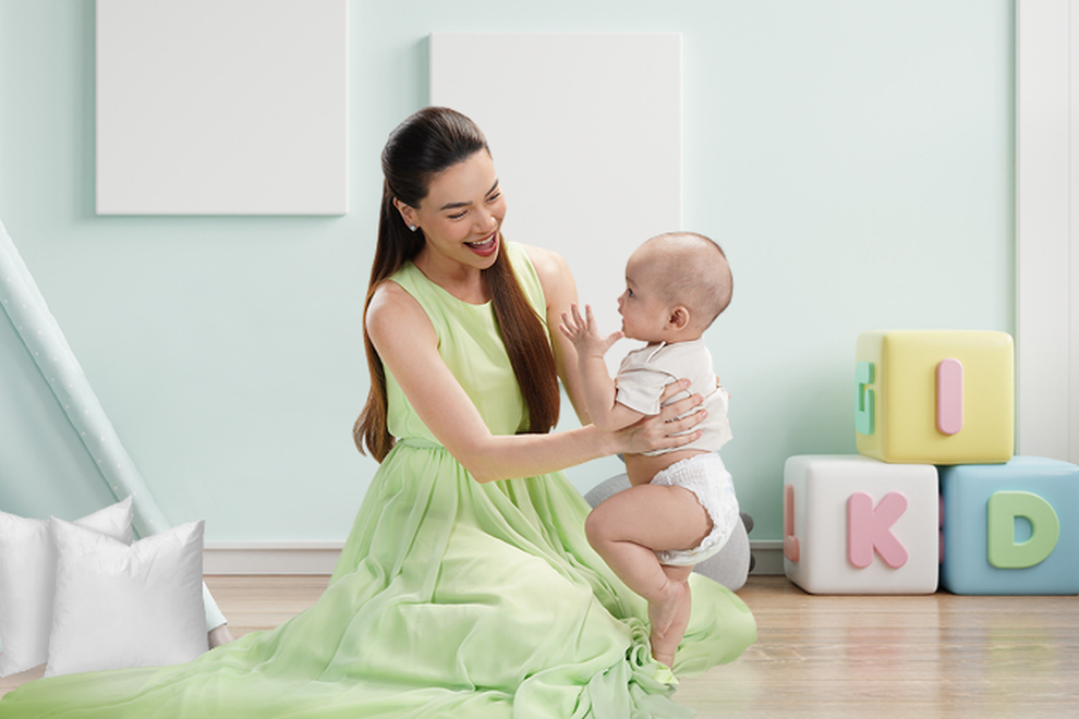 Hồ Ngọc Hà: Tin vào điều tự nhiên của hành trình làm mẹ - 1 Hồ Ngọc Hà: Tin vào điều tự nhiên của hành trình làm mẹ - 1