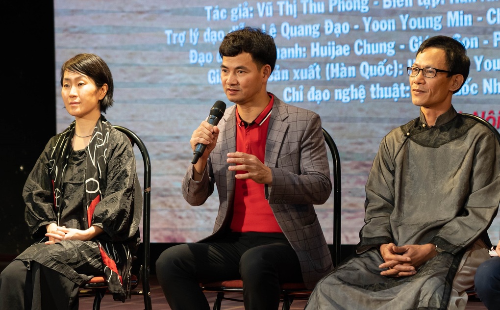 Bến không chồng từ tiểu thuyết lên sân khấu kịch Việt Nam và Hàn Quốc - 3 Bến không chồng từ tiểu thuyết lên sân khấu kịch Việt Nam và Hàn Quốc - 3