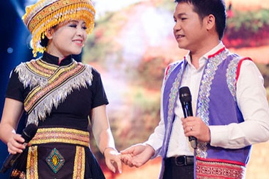 Trọng Tấn- Anh Thơ hát ủng hộ miền Trung