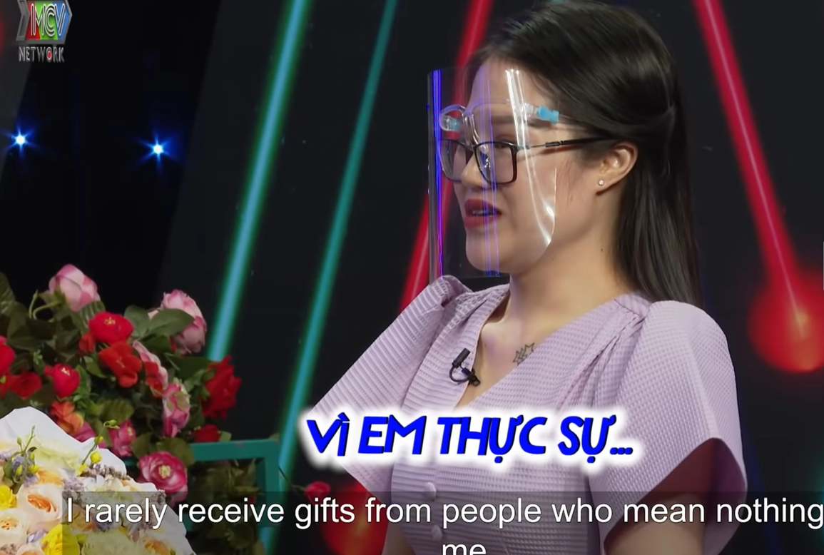 Mẹ đơn thân thẳng thừng từ chối nhận quà của bạn nam vì lý do đặc biệt - 2 Mẹ đơn thân thẳng thừng từ chối nhận quà của bạn nam vì lý do đặc biệt - 2
