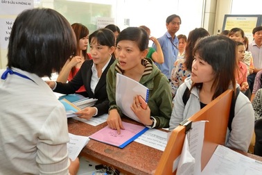 Tiền đâu mà tăng lương!