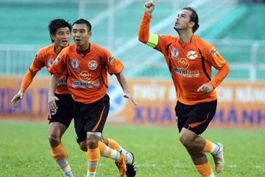 Sài Gòn Xuân Thành vô địch sớm, Bình Định lại vấp ngã