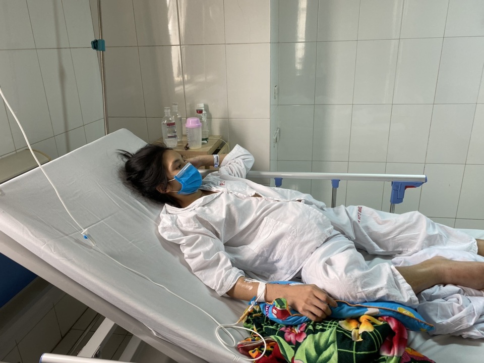 Bác sĩ khẩn thiết kêu gọi các nhà hảo tâm cứu thai phụ đang cơn nguy kịch - 2 Bác sĩ khẩn thiết kêu gọi các nhà hảo tâm cứu thai phụ đang cơn nguy kịch - 2