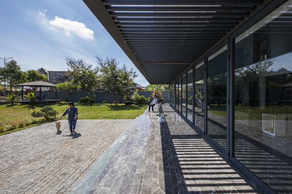 Độc đáo nhà ở Vũng Tàu có mặt tiền thay đổi tùy theo điều kiện thời tiết - 5