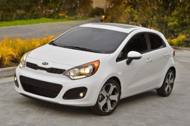 Động cơ của một số xe Kia Rio 2013 bị lỗi