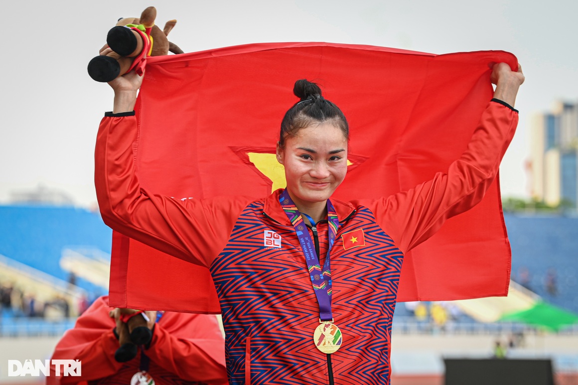 Giọt nước mắt của Quách Thị Lan trong lần đầu giành HCV cá nhân SEA Games - 9 Giọt nước mắt của Quách Thị Lan trong lần đầu giành HCV cá nhân SEA Games - 9