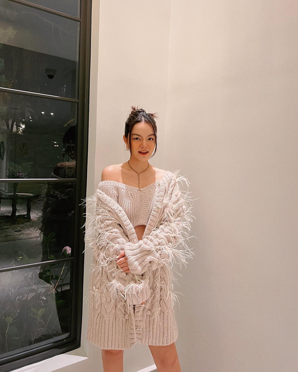 Sắc vóc gợi cảm của hội bạn thân toàn mỹ nhân đình đám showbiz Việt - 14 Sắc vóc gợi cảm của hội bạn thân toàn mỹ nhân đình đám showbiz Việt - 14