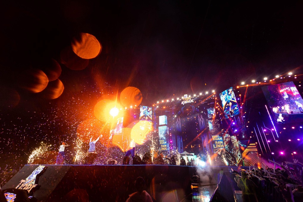 Đen, Hoàng Thùy Linh, Rhymastic… cùng dàn sao Tiger Remix khuấy đảo Quy Nhơn - 9