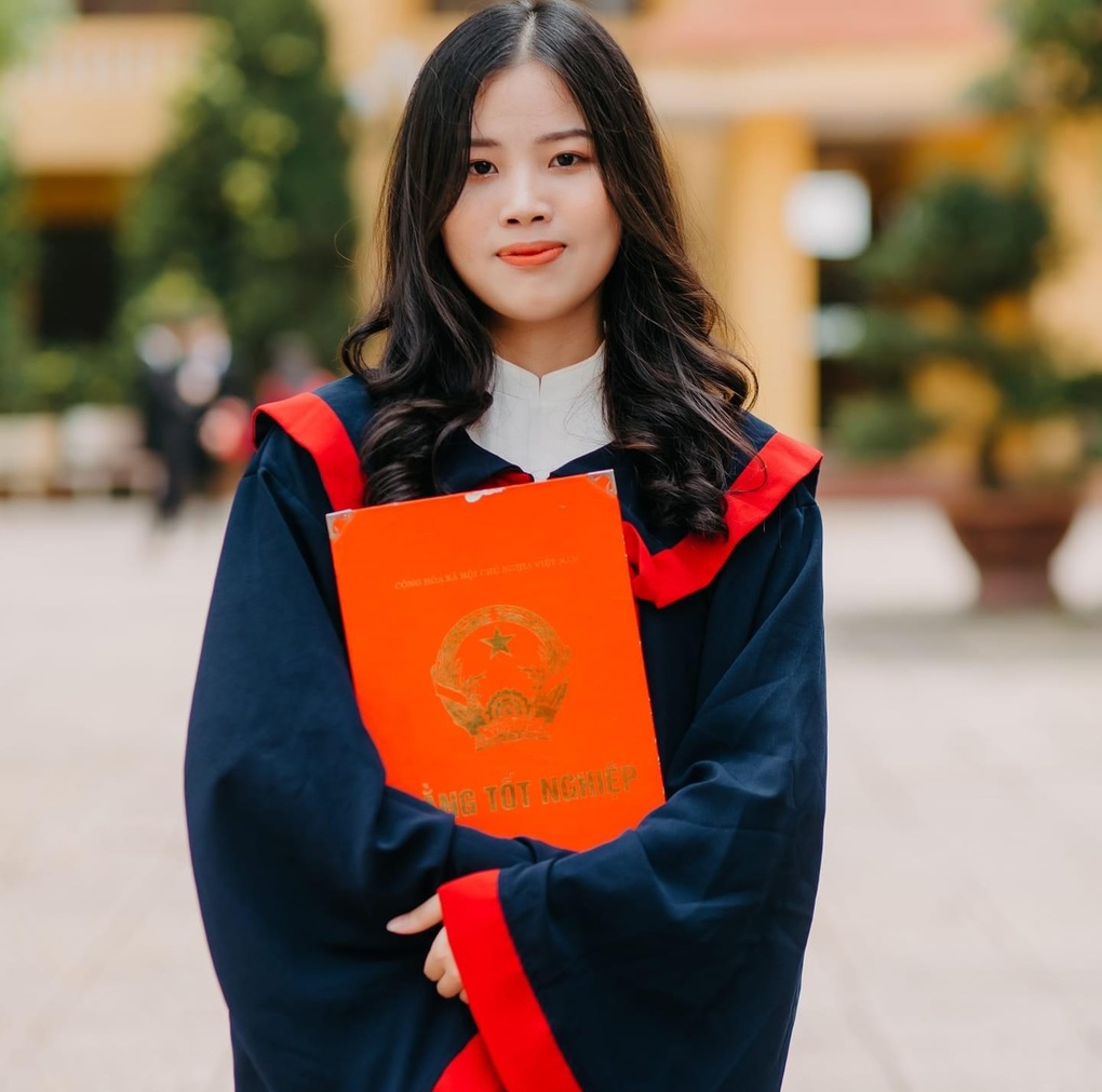 Tiếng lóng Gen Z: Ranh giới giữa sự sáng tạo và lệch chuẩn ngôn ngữ - 2 Tiếng lóng Gen Z: Ranh giới giữa sự sáng tạo và lệch chuẩn ngôn ngữ - 2