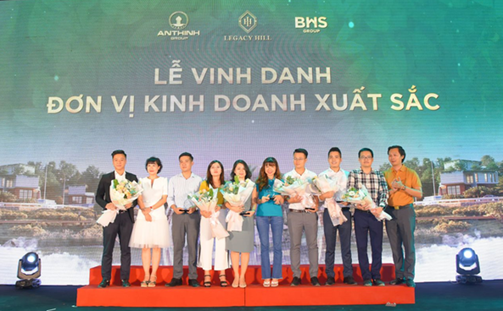 Nữ tướng Times Pro: Vì con người là sứ mệnh cao cả nhất chúng tôi theo đuổi - 4 Nữ tướng Times Pro: Vì con người là sứ mệnh cao cả nhất chúng tôi theo đuổi - 4