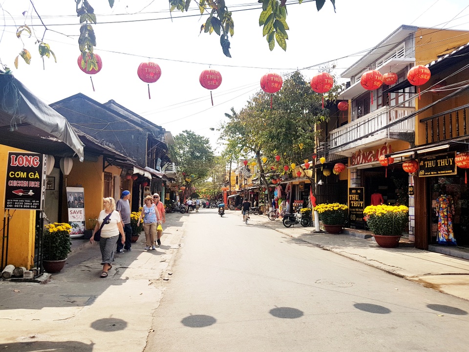 Hội An hạn chế khách lưu trú để phòng, chống dịch bệnh Covid-19 - 1 Hội An hạn chế khách lưu trú để phòng, chống dịch bệnh Covid-19 - 1