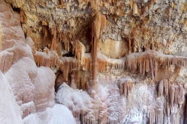 Vụ doanh nghiệp nổ mìn phá hang động: Tạm dừng khai thác khoáng sản