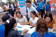 Gần 17.000 cơ hội việc làm cho học sinh, sinh viên và người lao động