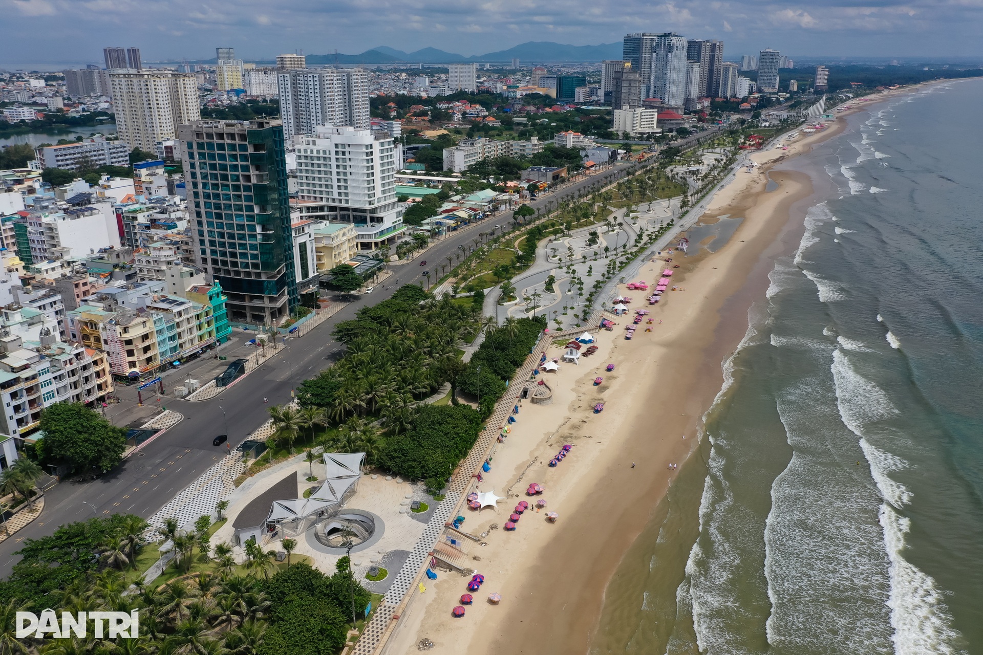 Bãi biển ở TPHCM được vinh danh Điểm đến du lịch biển hàng đầu châu Á - 1 Bãi biển ở TPHCM được vinh danh Điểm đến du lịch biển hàng đầu châu Á - 1