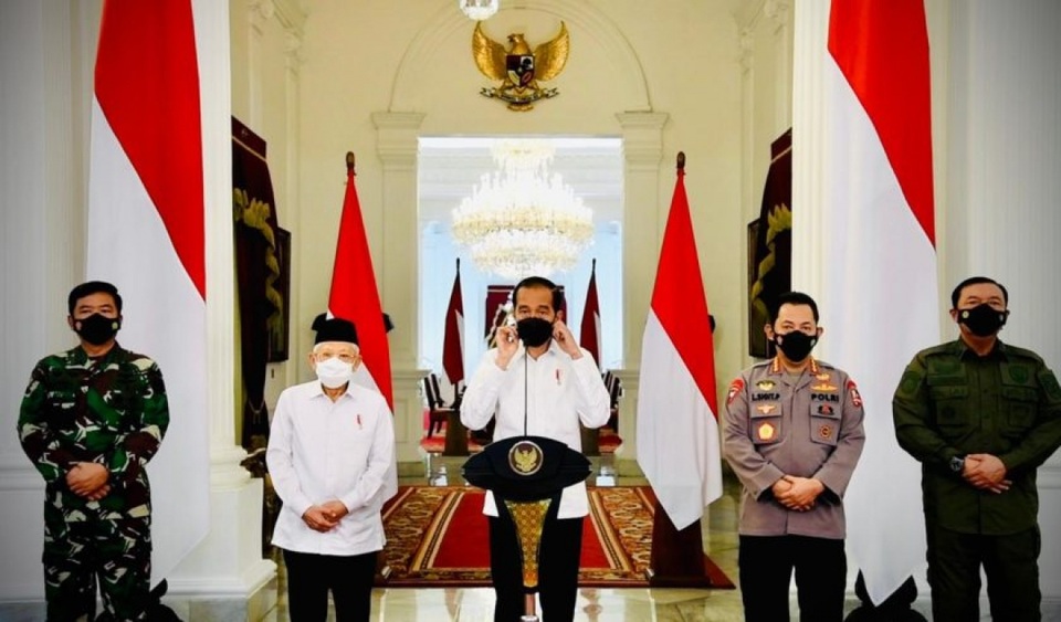 Indonesia thăng hàm, tri ân các thủy thủ hy sinh trong vụ tàu ngầm chìm - 1