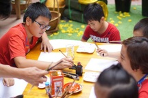 TPHCM: Con nghỉ Tết hơn nửa tháng, phụ huynh thở dài