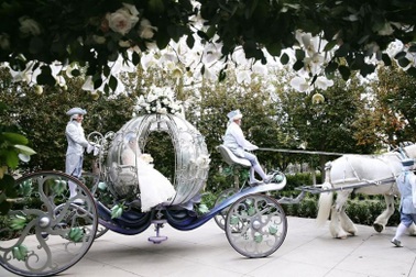 Đám cưới cổ tích có giá trên trời của tầng lớp siêu giàu