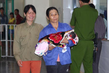 Đề nghị Bộ Công an điều tra vụ 3 trẻ tử vong sau tiêm